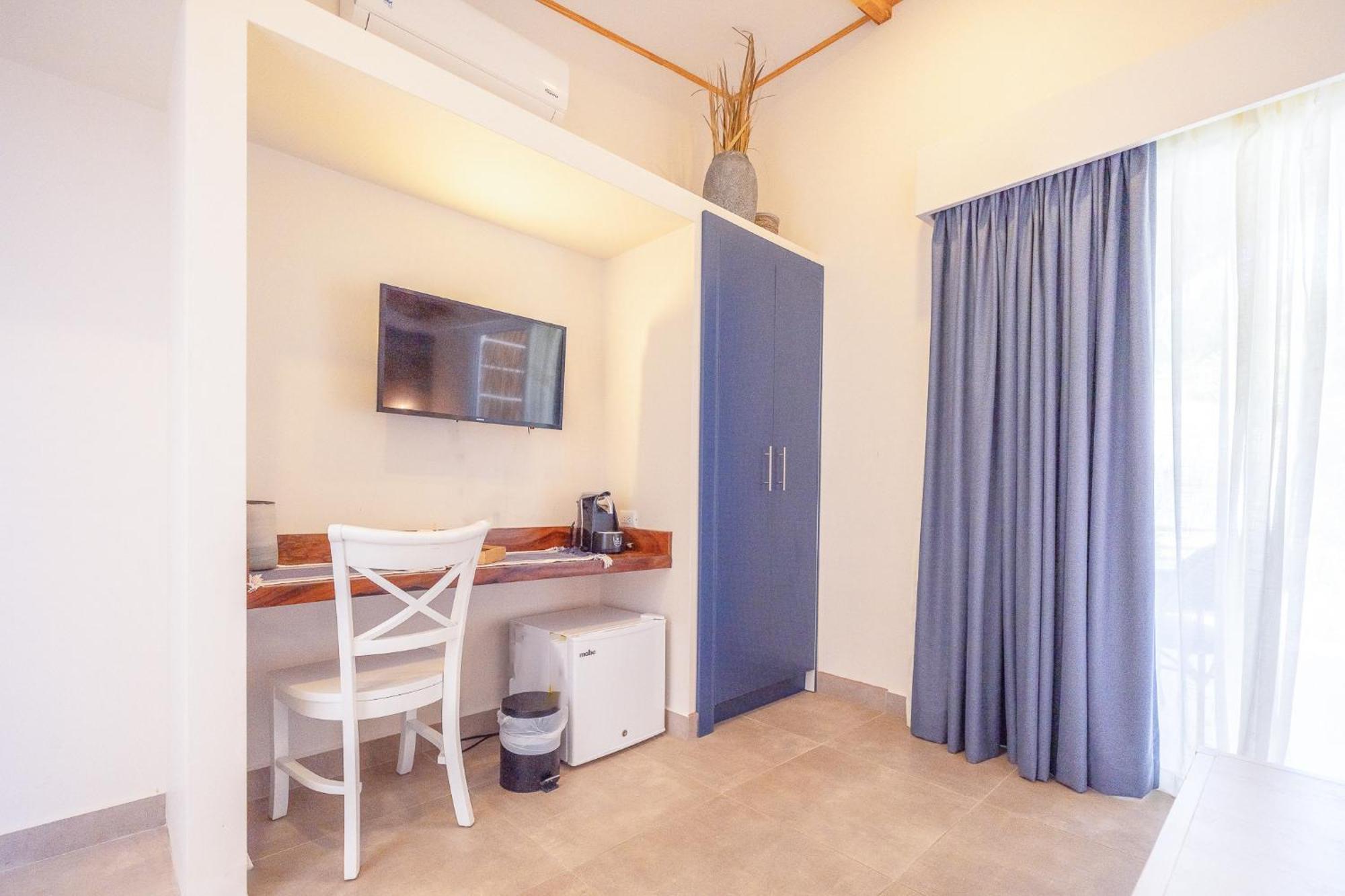 Les Voiles Blanches - Luxury Lodge Tamarindo Quarto foto